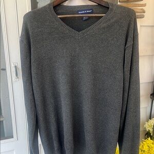 Preswick & Moore Charcoal V-Neck Cotton Sweater